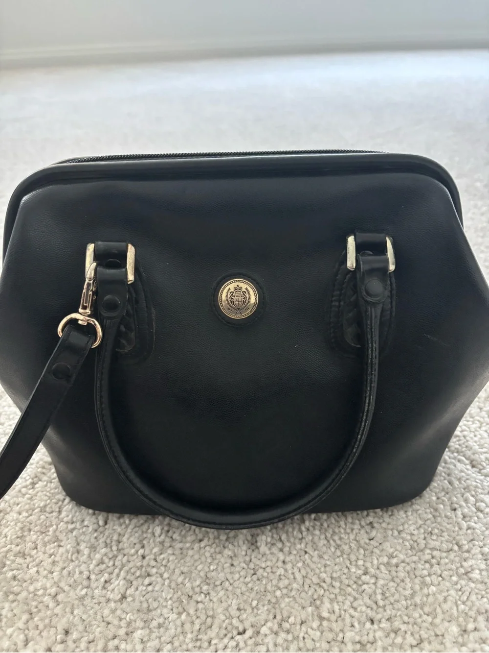 Liz Claiborne liz claiborne